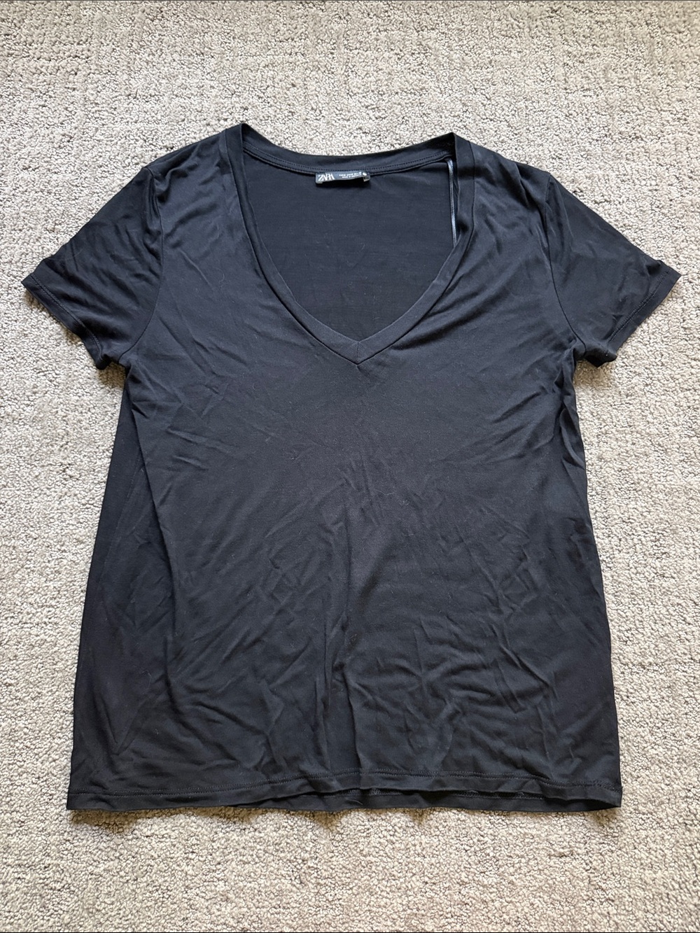 Zara Black V-Neck Short Sleeve Tee